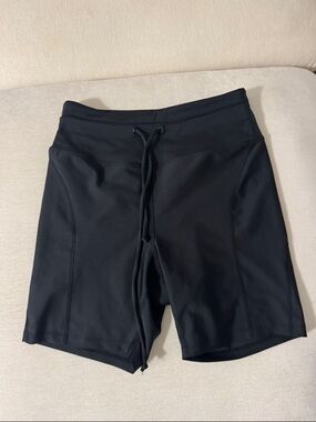 YEAR OF OURS black biker shorts